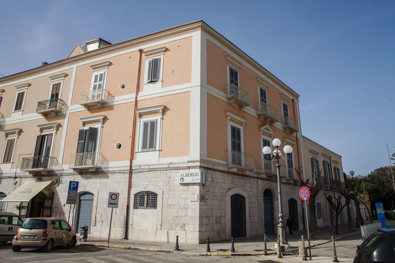 Albergo Lucy Trani Εξωτερικό φωτογραφία