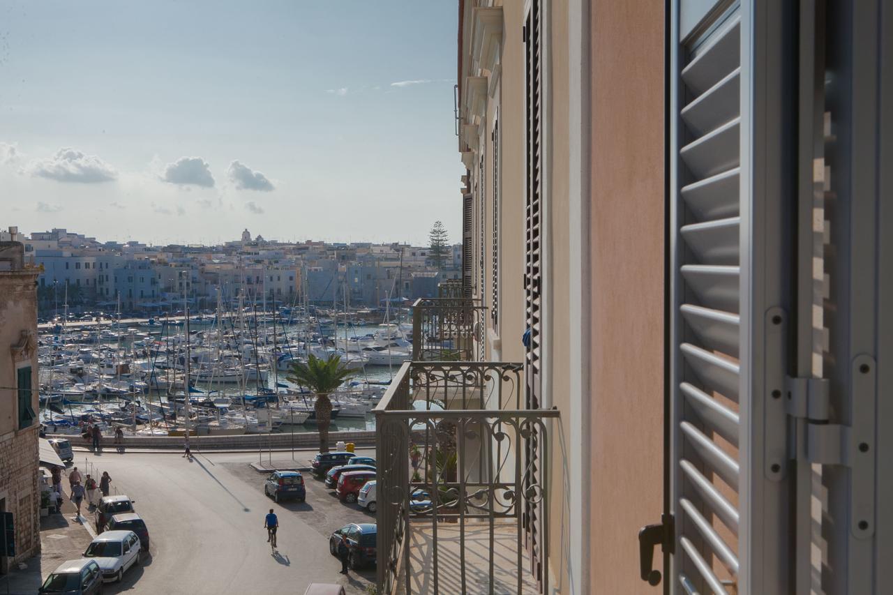 Albergo Lucy Trani Δωμάτιο φωτογραφία