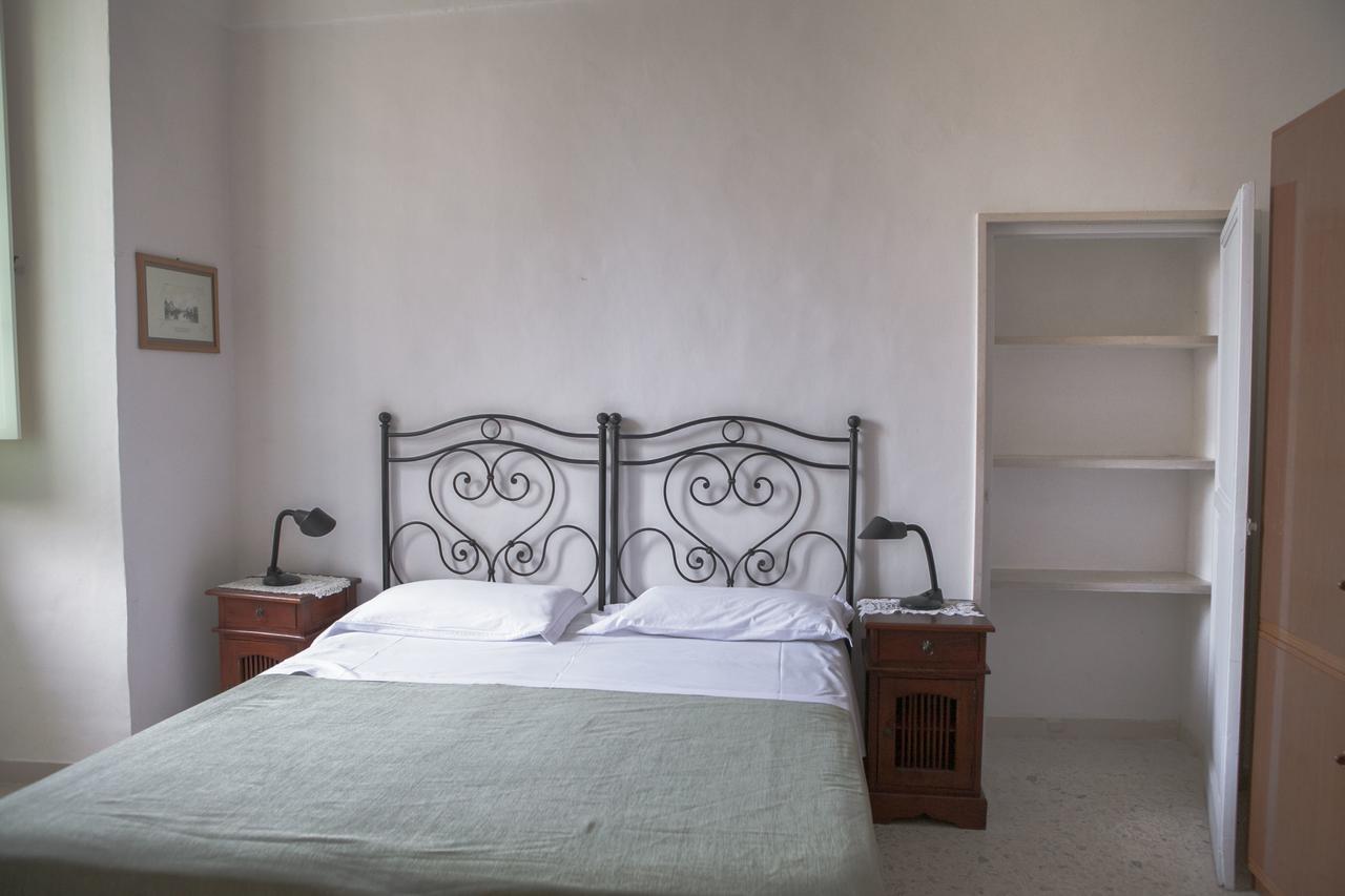 Albergo Lucy Trani Εξωτερικό φωτογραφία