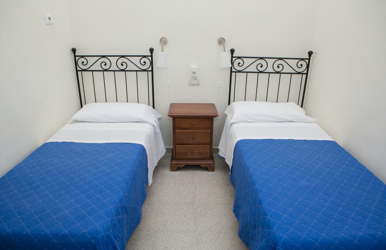 Albergo Lucy Trani Εξωτερικό φωτογραφία