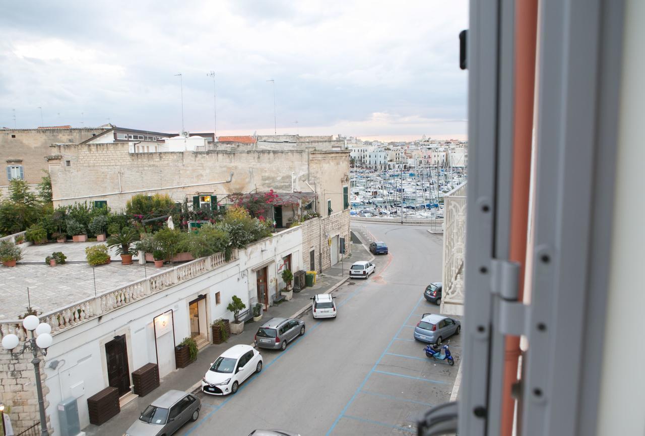 Albergo Lucy Trani Εξωτερικό φωτογραφία